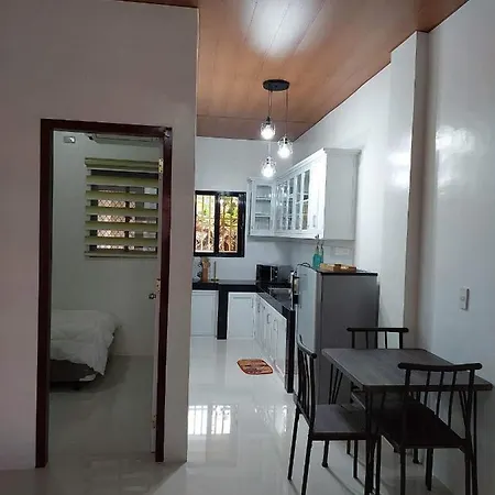 Flb Apartelle Los Banos Los Banos  Exterior photo