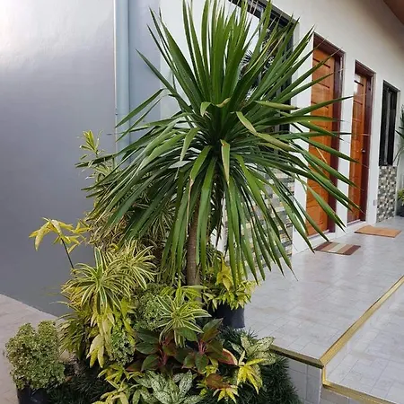 Flb Apartelle Los Banos Los Banos  Exterior photo